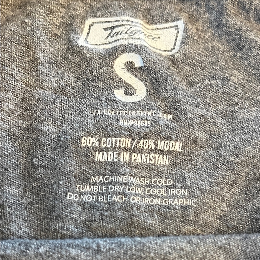 Gray Pittsburgh Map T-Shirt - Picture 2 of 3